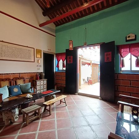 模範人家-包棟-彼岸市區館 Жинченг Екстериор снимка